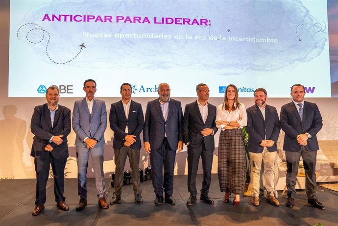 Los hoteleros de Mallorca no dan todavía por cerrada una temporada que está "en plena actividad".