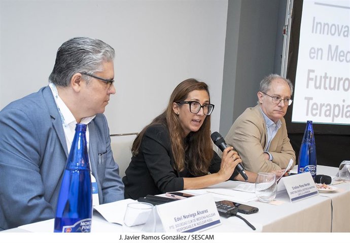 La directora general de Asistencia Sanitaria en las  II Jornadas Regionales de Medicina Nuclear de Castilla-La Mancha.