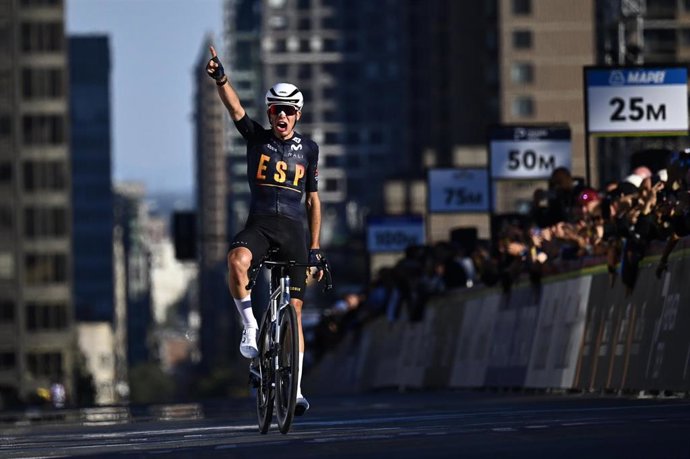 El ciclista español Benjamin Noval se proclama campeón del mundo júnior de ciclismo en ruta durante el Campeonato que se disputa en Montreal (Canadá). 