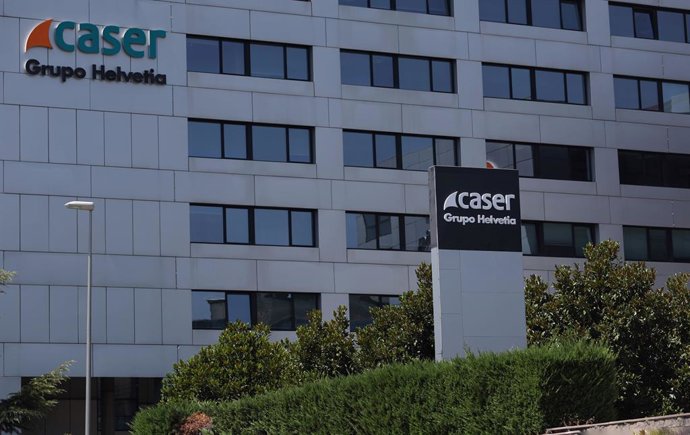 Archivo - Fachada de la sede de Caser Seguros, a 21 de Julio de 2022, en la Avenida de Burgos, Madrid, (España). 