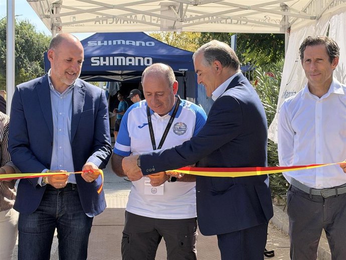Inauguración del Campeonato de España Ruta Máster de Ciclismo en Talavera de la Reina.