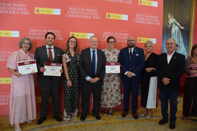 Ceremonia de entrega de los diplomas de las nuevas declaraciones de Fiesta Interés Turístico Internacional y Nacional en el Teatro Real de Madrid.