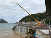 Foto: La nueva escalera de la pasarela del Náutico de San Sebastián se instalará el próximo lunes
