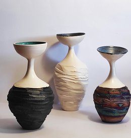 Exposición 'Cobalto y cobre' del Taller Escuela de Cerámica de Muel, de la DPZ.