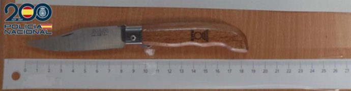 En libertad un hombre con 34 antecedentes tras amenazar de muerte con una navaja a un vigilante en Valladolid
