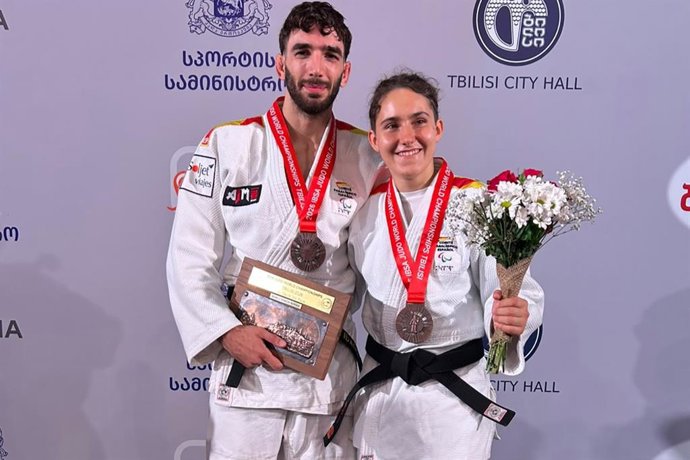 Sergio Ibáñez y María Manzanero, en el Campeonato del Mundo de judo paralímpico.