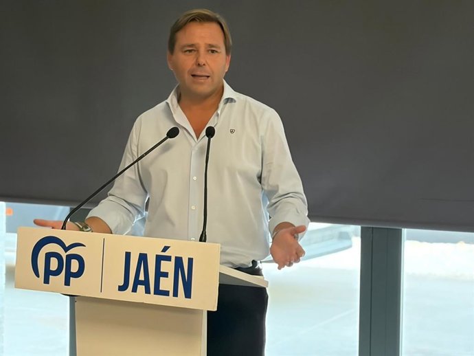 El secretario general del Partido Popular (PP) de Andalucía, Antonio Repullo, durante la Junta Directiva del PP de Jaén.