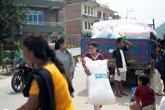 Foto: Falta de agua y escuelas un mes después de la riada en Nepal: "No quiero que la inundación se lleve mi futuro"