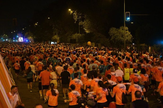 La XXXVIII Carrera Nocturna del Guadalquivir KH-7.