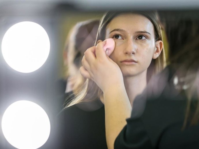 La hidratación es fundamental en una buena base de maquillaje