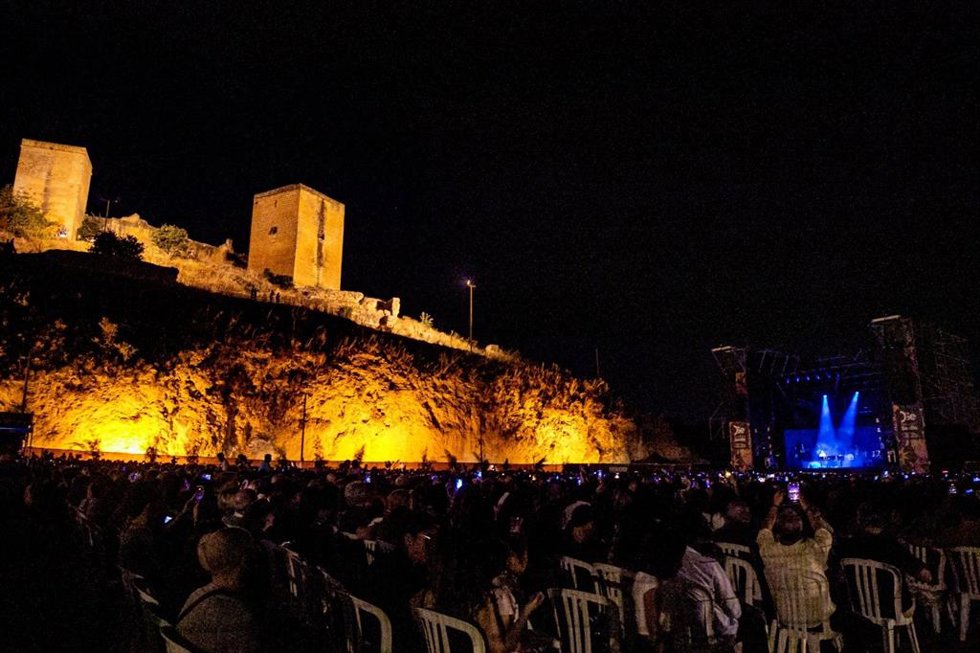 Concierto de Pablo López en Alcalá de Guadaíra (Sevilla) dentro del Festival del Patio + Metrópolis