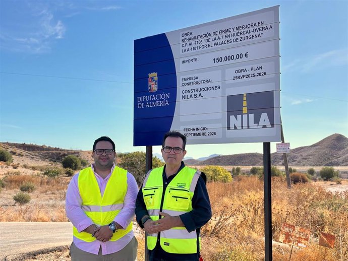 El alcalde de Zurgena, Domingo Trabalón, y el diputado provincial de Fomento, Antonio Jesús Rodríguez.
