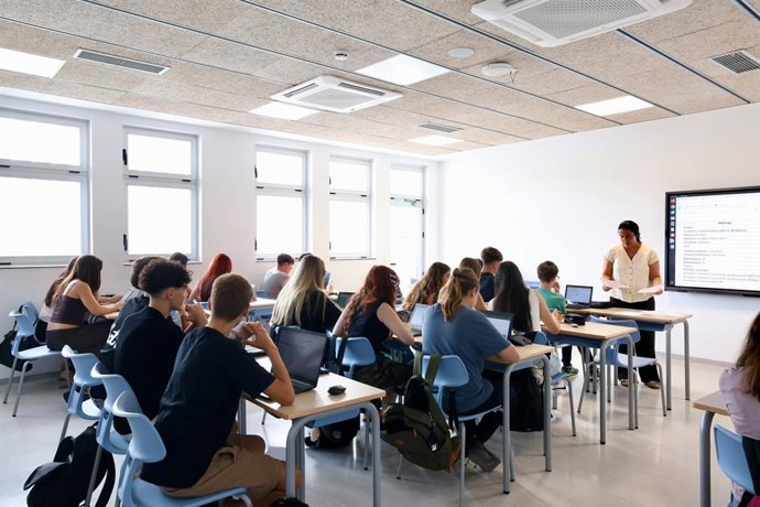 Un aula de un centro educativo de Baleares.