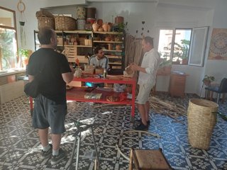 Archivo - Reporteros del programa de televisión 'Resto del Mundo' de Argentina visitan Extremadura.
