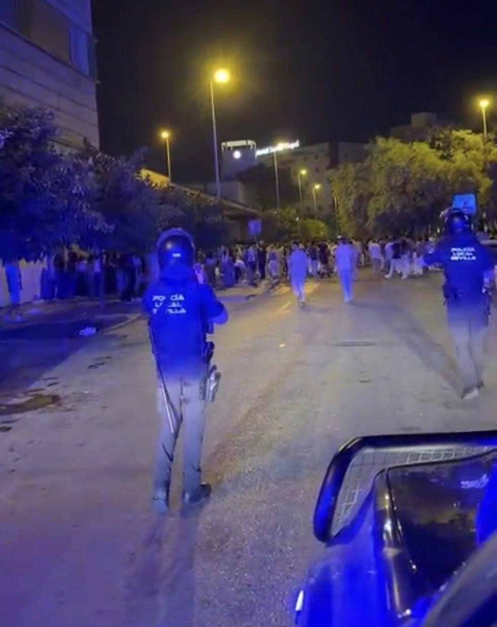 Concentración de 600 personas en el entorno de Viapol.