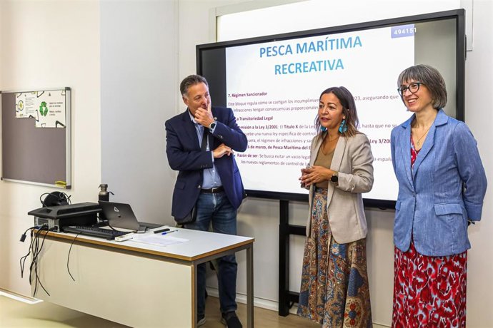 La conselleira do Mar, Marta Villaverde