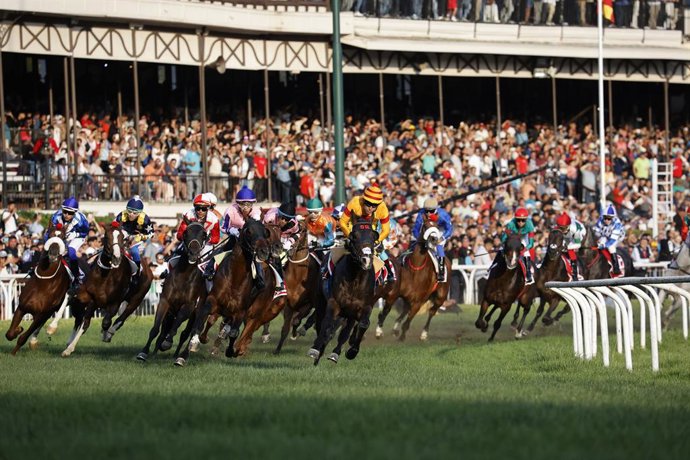 Vina del Mar, 1 de febrero 2026 El jinete Luis Torres y su caballo Teao se adjudican la carrera El Derby 2026 El Maximo Desafio en el Sporting Valparaiso de Vina Del Mar. Raul Zamora/Photosport