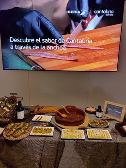Turismo promociona la gastronomía regional en el Espacio Iberia de Madrid a través de la anchoa