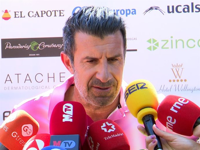 Luis Figo presume de su felicidad personal y profesional