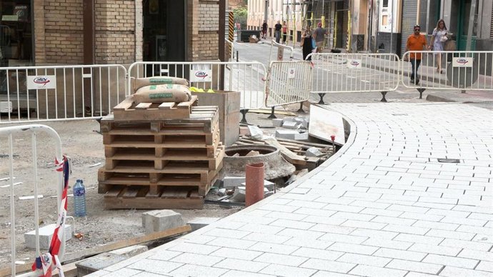 Obras de mejora en las calles de Zaragoza.