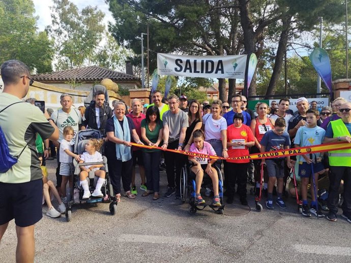 Jaén celebra la octava edición de la Caminata Salud y Paz en solidaridad con las personas con parálisis cerebral.