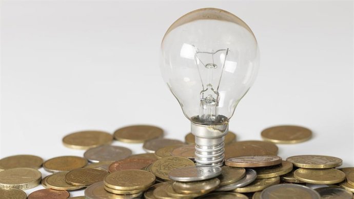 El Incoex recomienda utilizar el código QR de la factura eléctrica para comparar tarifas