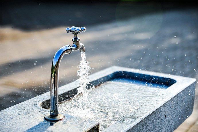 Archivo - Fomento adjudica por 1,2 millones la construcción del nuevo depósito de agua del Alto de San Mateo en Bezana.-ARCHIVO