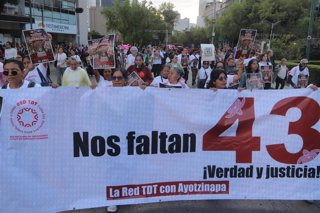 Manifestación por los normalistas de Ayotzinapa en México
