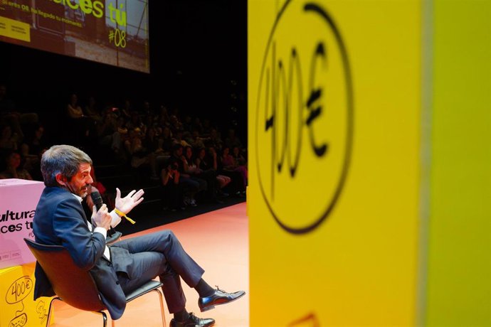 Archivo - El ministro de Cultura, Ernest Urtasun, durante la presentación del nuevo Bono Cultural Joven, en el Teatro Valle-Inclán, a 22 de junio de 2026, en Madrid (España).