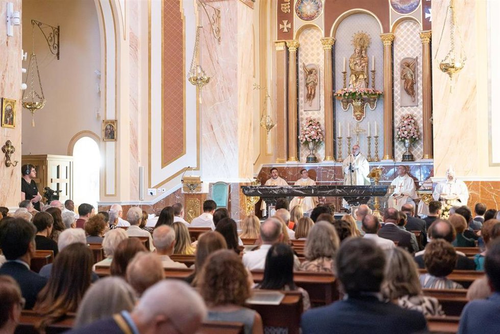 Reabierta dos años después de la dana la iglesia Nuestra Señora de Gracia de la pedanía de La Torre, en la ciudad de València.