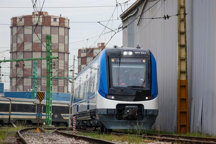 Santiago, 23 de Septiembre del 2026.  El subsecretario de Transportes, Martín Mackenna; junto al presidente de EFE Sur, Jorge Sabag, encabezan la presentación de cuatro nuevos trenes que serán destinados a los servicios ferroviarios de pasajeros de la