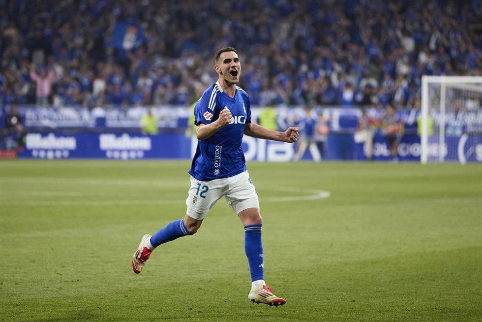 Archivo - Dani Calvo, en un partido con el Real Oviedo.