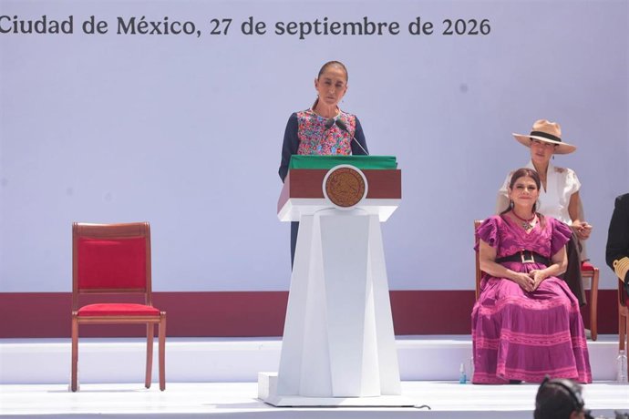 La presidenta de México, Claudia Sheinbaum, durante la presentación de su segundo informe de gobierno en el Zócalo de la Ciudad de México