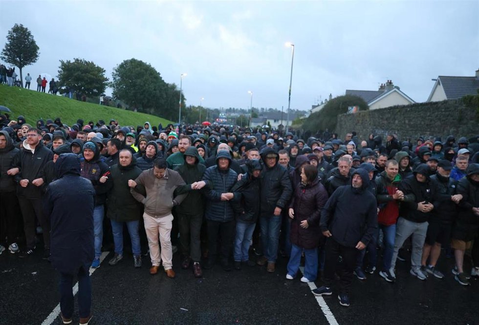 Concentración contra la marcha orangista en la calle Garvaghy de Portadown, en Irlanda del Norte