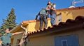 Auxilian a un varón que abandonó su vehículo y se subió al tejado de una casa en Quintanilla (Valladolid)