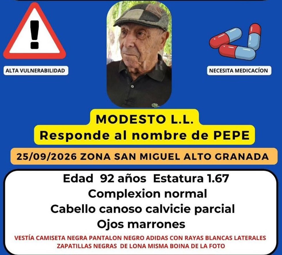 Cartel distribuido que alerta de la desaparición de Pepe, de 92 años, el pasado viernes en la zona de San Miguel Alto, en Granada capital.