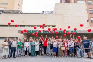 Suelta de globos en el marco del Día Mundial del Corazón.