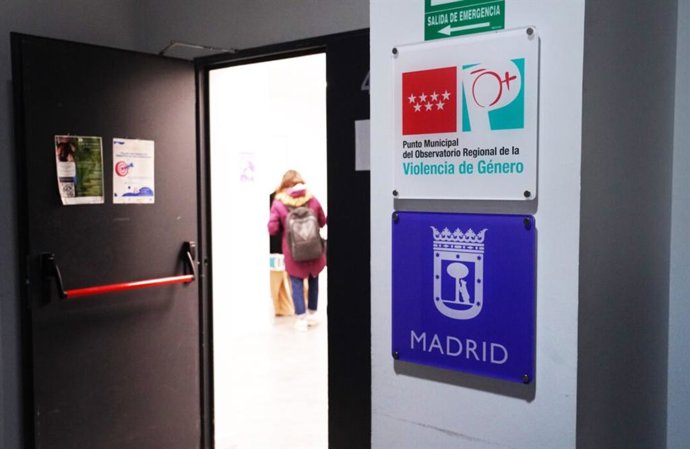Imagen de archivo. El Ayuntamiento de Madrid pondrá en marcha en enero de 2027 una red de 19 centros integrales de atención a la mujer (CIAM)