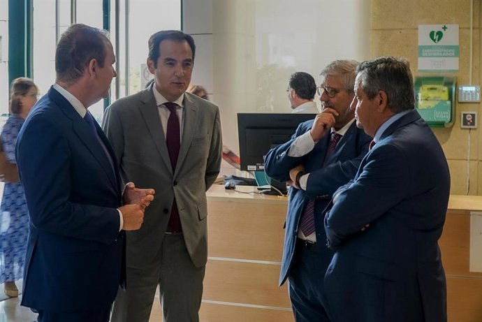 El consejero de Inteligencia Artificial, Desarrollo Digital y Administración Pública y presidente de la Agencia Digital de Andalucía (ADA), José Antonio Nieto, en la inauguración de la tercera edición del Máster de formación permanente en Liderazgo.