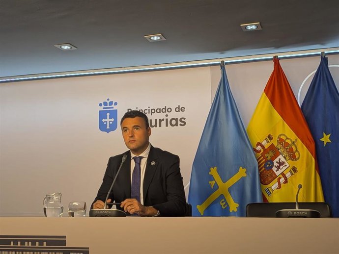 El portavoz del Gobierno, Guillermo Peláez, en rueda de prensa.