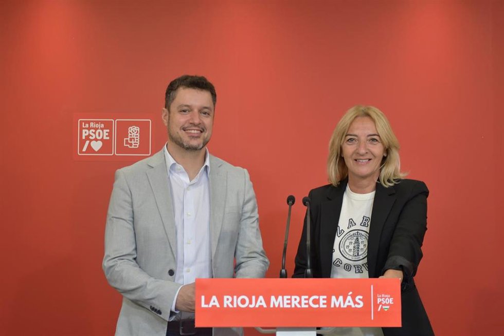 La diputada socialista María Somalo y el diputado en Cortes Raúl Díaz