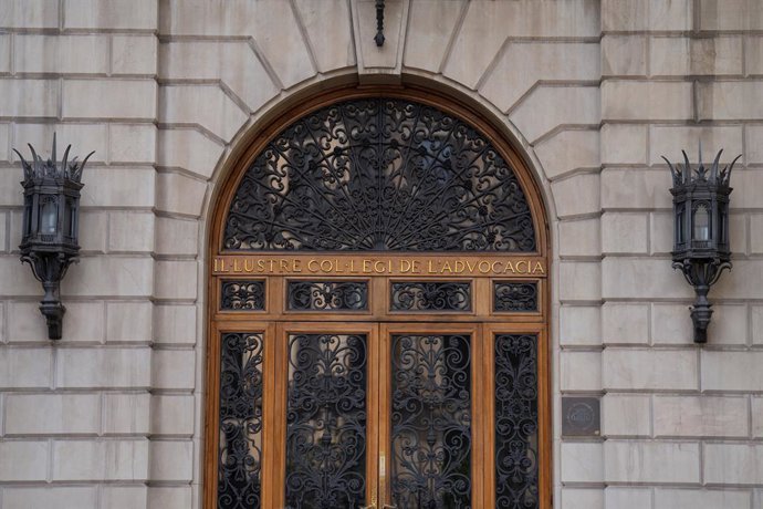 Archivo - Entrada del Col·legi de l'Advocacia de Barcelona