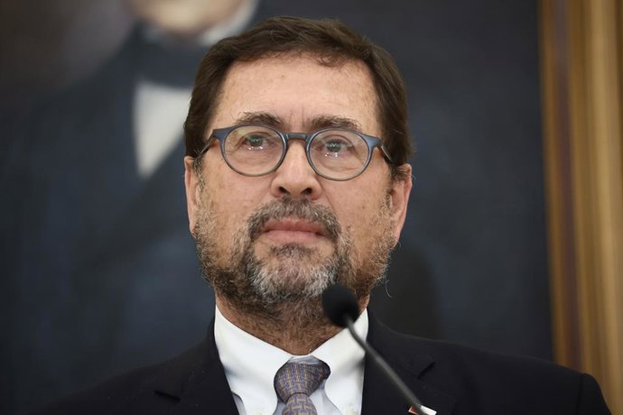 Santiago 9 de septiembre 2026. El Ministro de Relaciones Exteriores, Francisco Perez Mackenna, realiza un punto de prensa tras cita con ell embajador de Estados Unidos por informacion sobre el estallido social de 2019. Dragomir Yankovic/Aton Chile