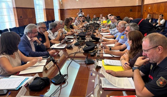 Reunión de la Junta Local de Seguridad con motivo del dispositivo de las fiestas del Pilar de Zaragoza