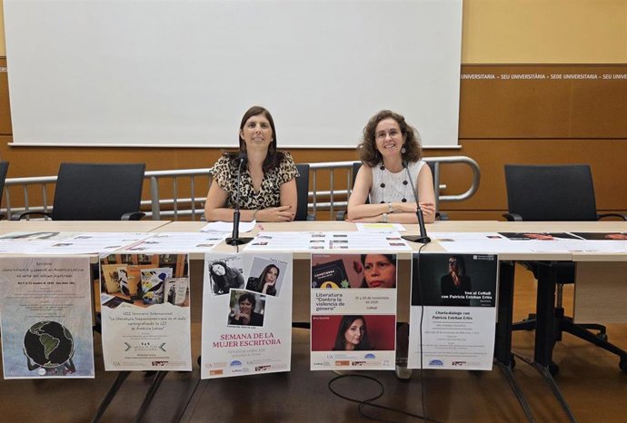 Beatriz Aracil y Mónica Ruiz durante la presentación de la programación del CeMaB a la prensa
