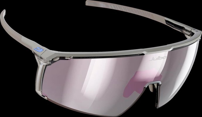 Julbo amplía su gama 'Fast&Light' con el lanzamiento de sus gafas para ciclismo Panora.