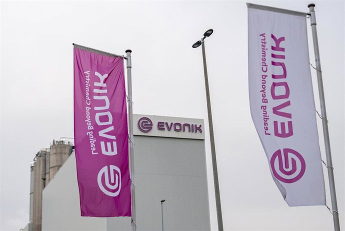 Archivo - La compañía química alemana Evonik
