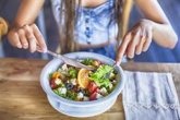Foto: ¿Sientes hambre poco después de comer? La respuesta está en tu plato