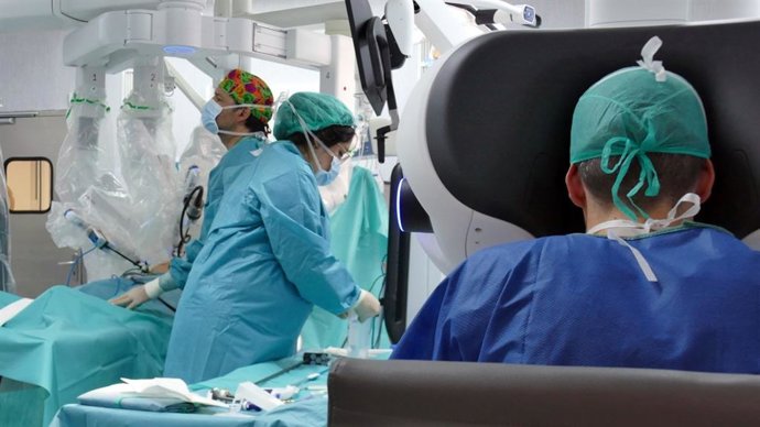 El Hospital Quirónsalud Pozuelo inicia su programa de cirugía robótica pediátrica asistida con Da Vinci