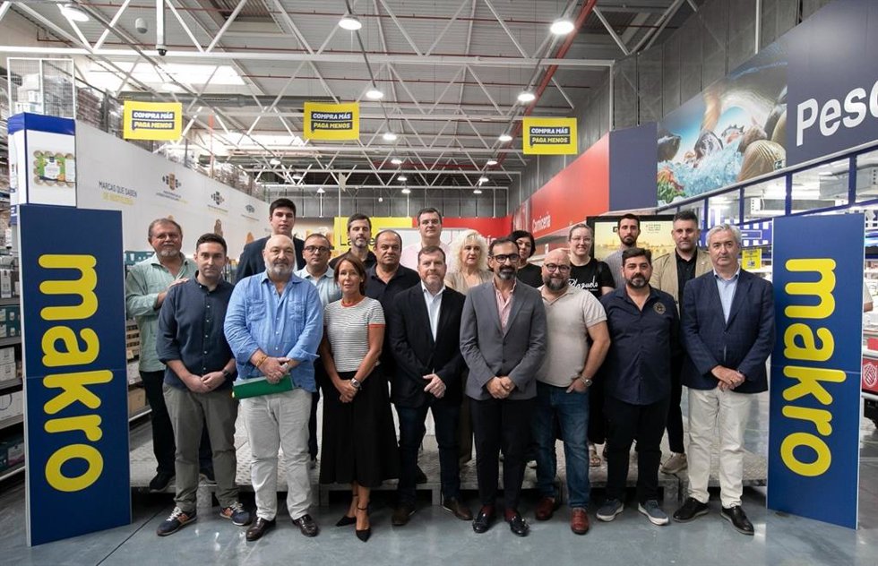 Autoridades en la presentación de Córdoba Califato Gourmet.
